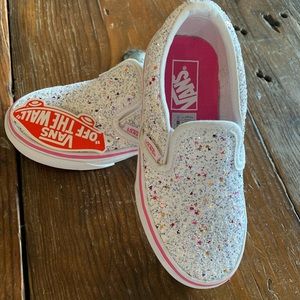 Vans Glitter Stars True White Slip ons.